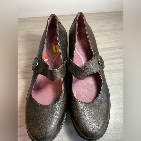 Dansko Adelle Mary Jane Wedge Women's 40 (9.5/10) Brown Brush Off Nappa Leather - Picture 2 of 7